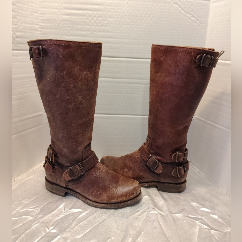 Frye Women Veronica Back Zip # 8.5B US Distressed Leather